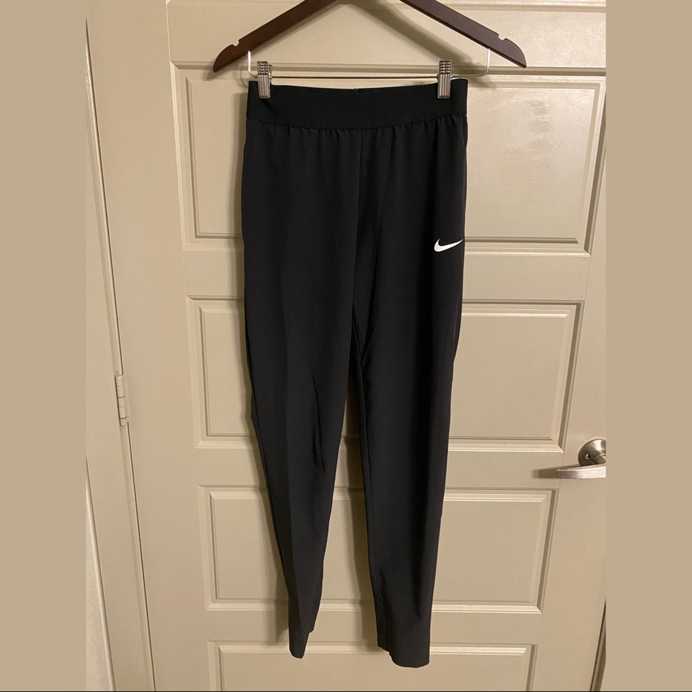 Nike Black Workout Jogger Style Leggings